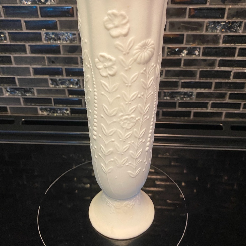 KAISER BISQUE PORCELAIN VASE
